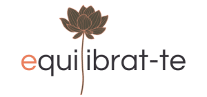 logo retiros de yoga