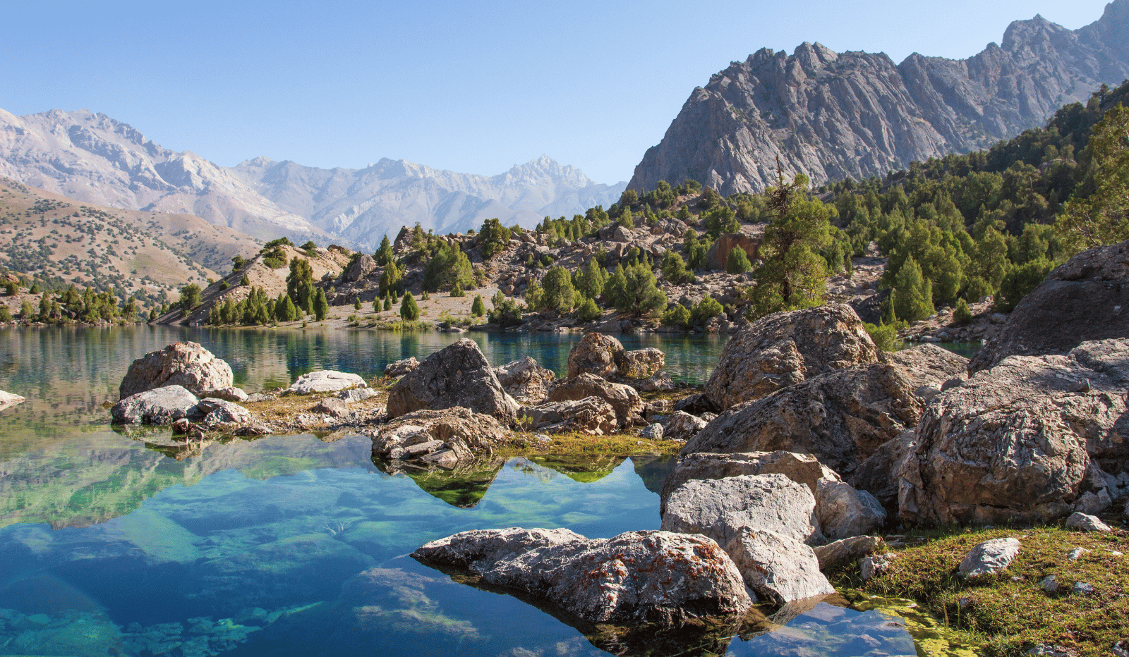 retiro de yoga en navarra