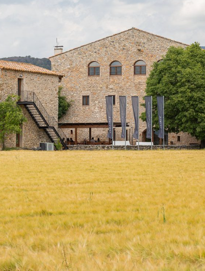 retiro de yoga y bienestar girona