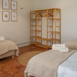 retiro de yoga y bienestar girona