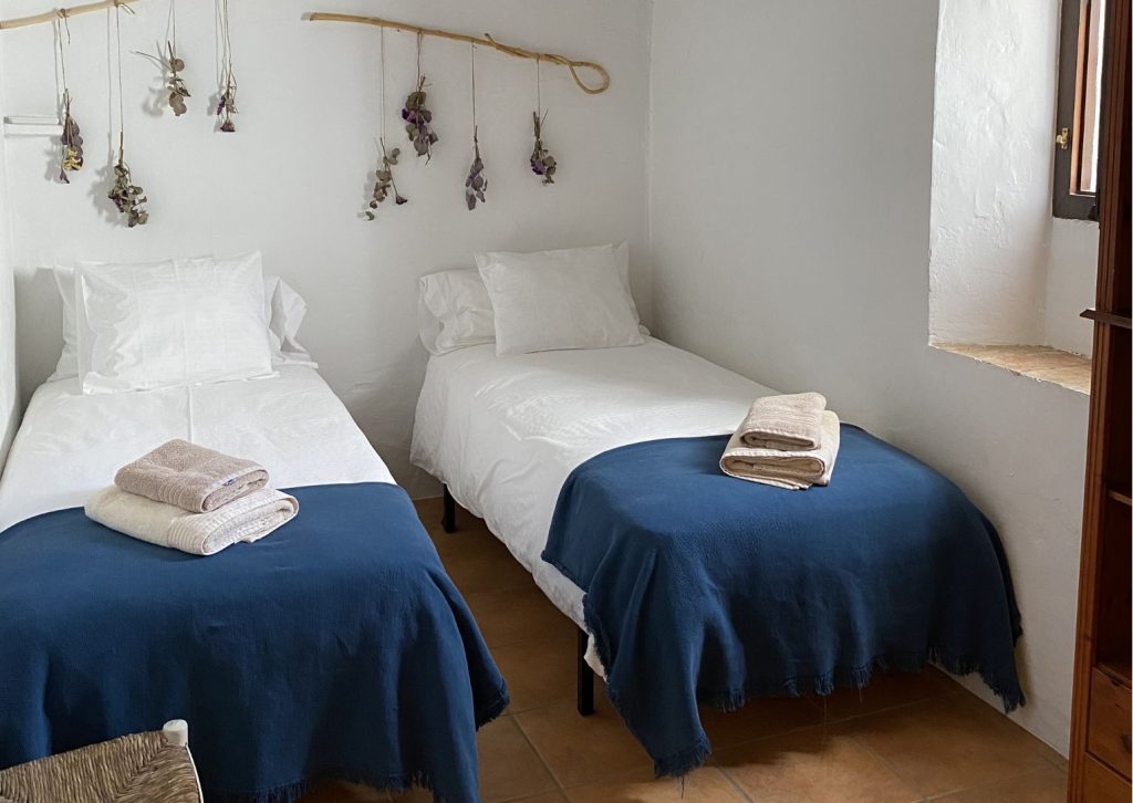retiro en tarragona , habitaciones