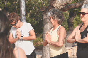 retiros de yoga cataluña
