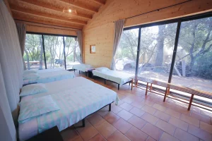 retiros de yoga girona